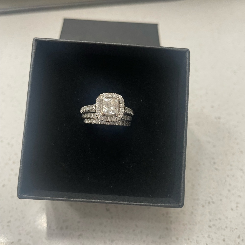 Elegant White Gold Stone Ring Set